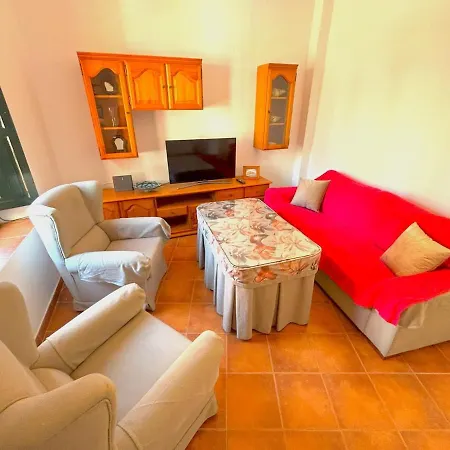 Casa de Férias Evans Realty Cl Casa Mata En 2º Linea De Playa Málaga